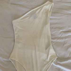 One shoulder onsie Forever 21